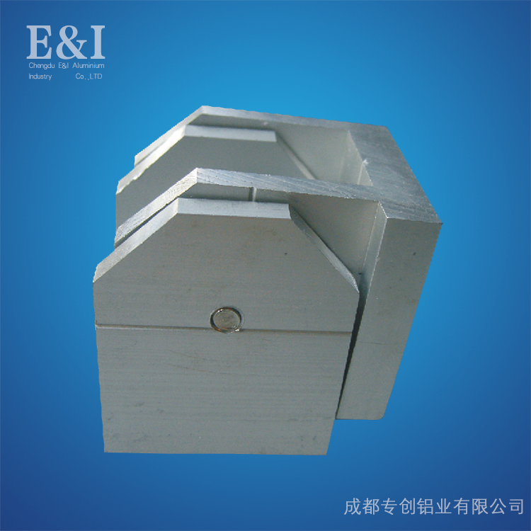 鋁型材配件如何去判別好還是壞-專(zhuān)創(chuàng)鋁業(yè)